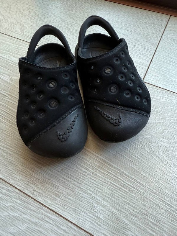 Водоотталкивающая летняя обувь Nike 8C 2