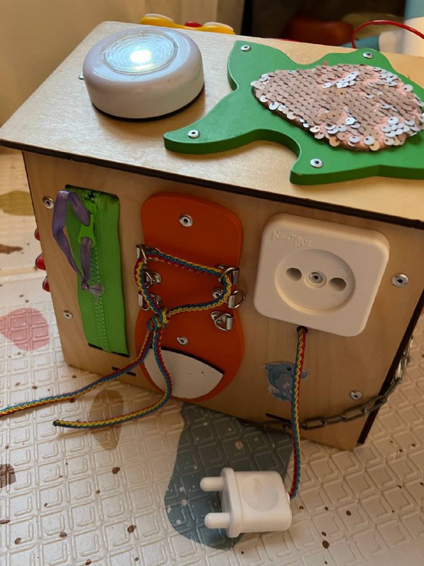 Бизидом (бизиборд) детская игрушка развивающая 4