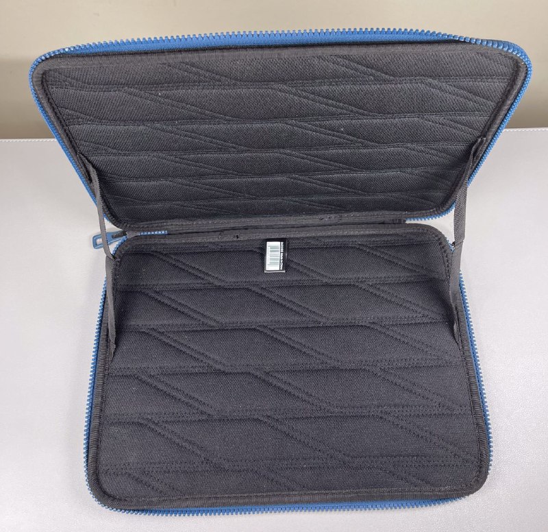 Противоударный чехол для ноутбука Thule Gauntlet Sleeve 14" 4