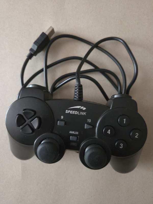 Фляжка, геймпад 2