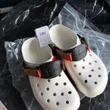 Crocs белые 2