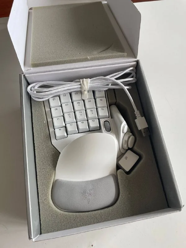 Razer Tartarus Pro 1