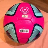 Баскетбольный мяч Tarmak Limited Edition, футбольный мяч Delta 4