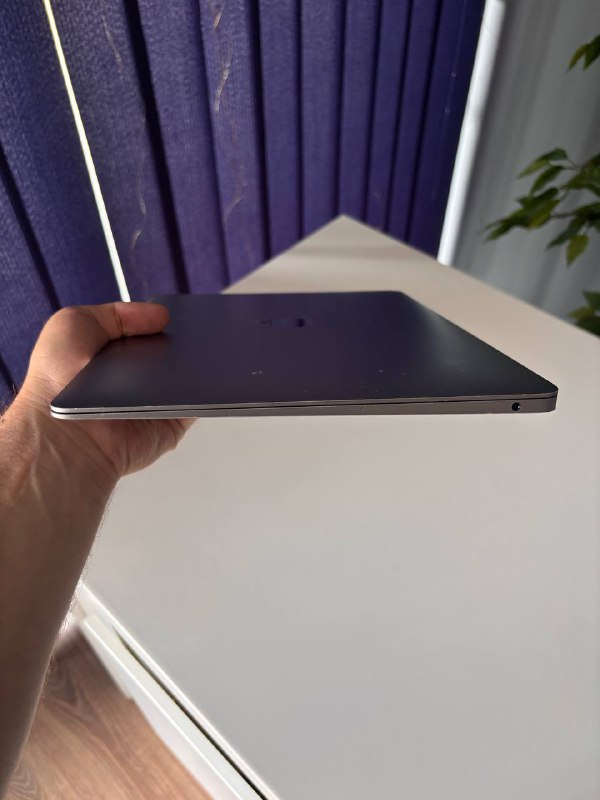 Macbook Air 2018 i5 8/128GB ноутбук 9