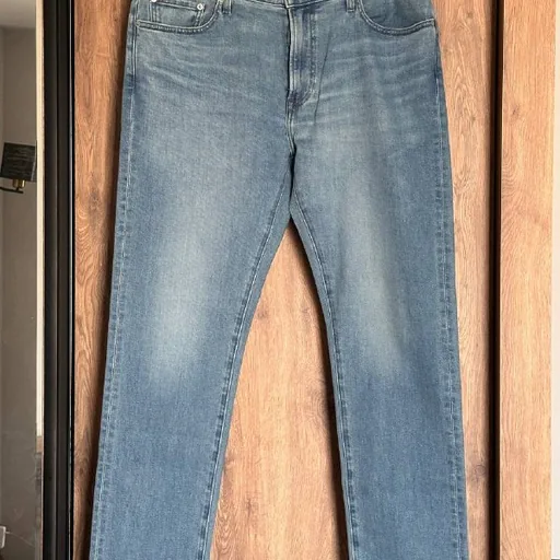 Джинсы Uniqlo