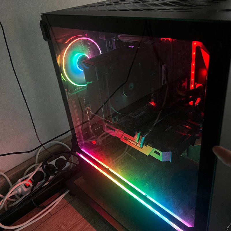 Компьютер, монитор, наушники, клавиатура, мышка 6