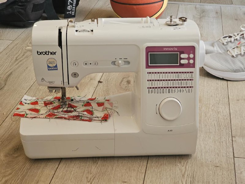 Швейная машина Brother Innovis 50a 3