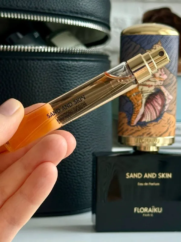Floraiku Sand and Skin