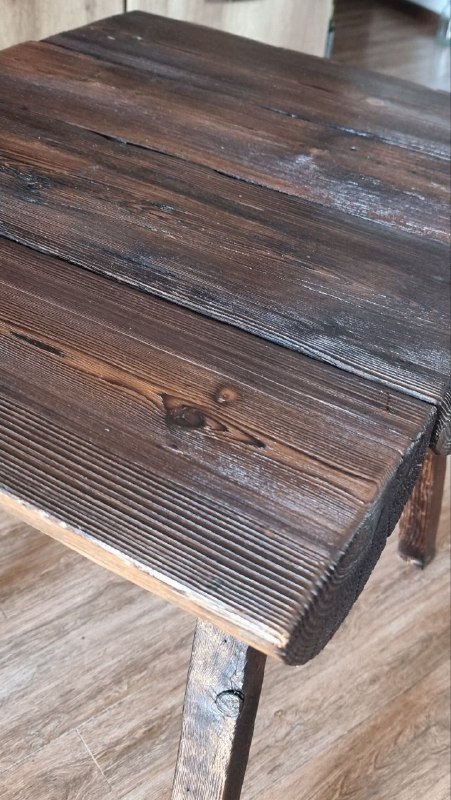 Обеденный стол из лиственницы 60х70 см 3