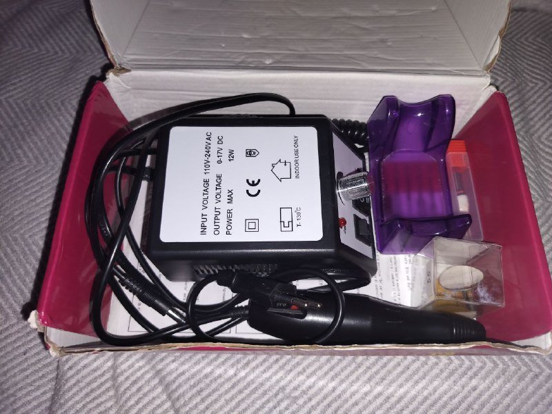 Детский плед, серый плед, стол поднос, салфетки, ваза, сумочка, подставка, салфетница, аппарат для снятия гель-лака, насос, скатерть 9