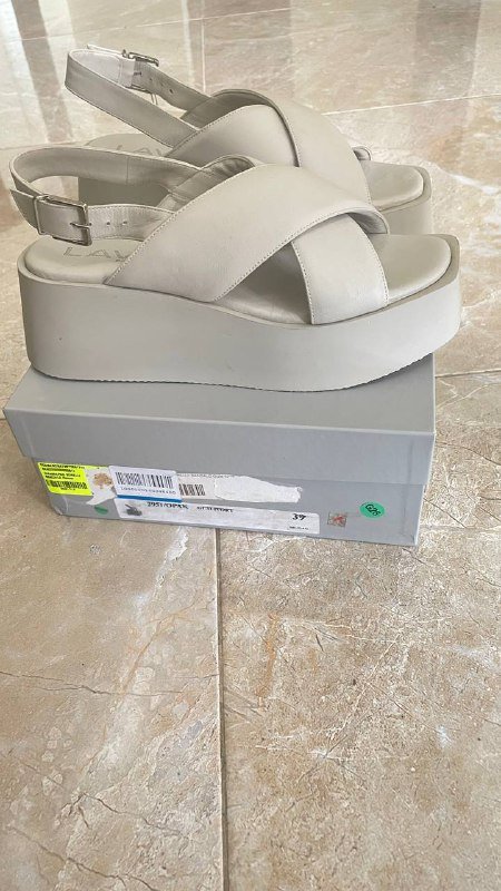 Босоножки Lavine Paris, Куртка ветровка Yoox вельветовая