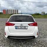Toyota Auris 2015 5