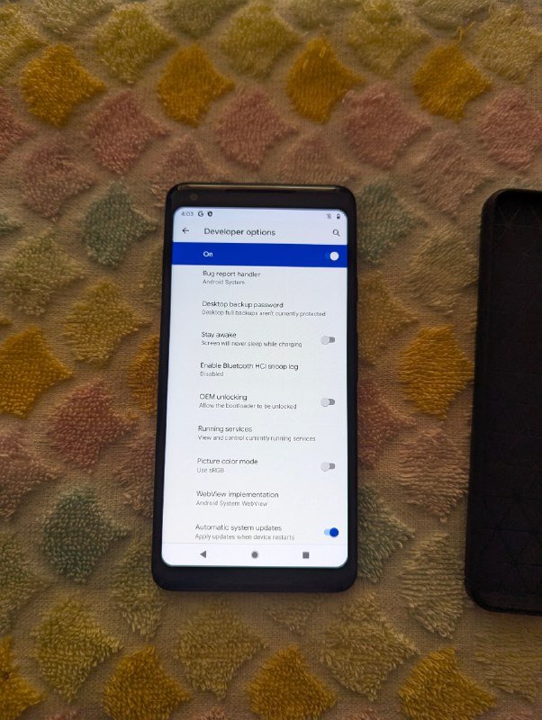 Смартфон Google Pixel 2 XL 4/64 с чехлом 6