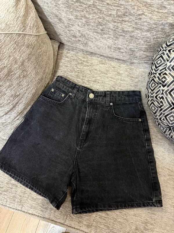 шорты 34 размер PULL&BEAR