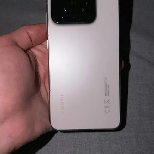 Xiaomi 15 белый 16/512