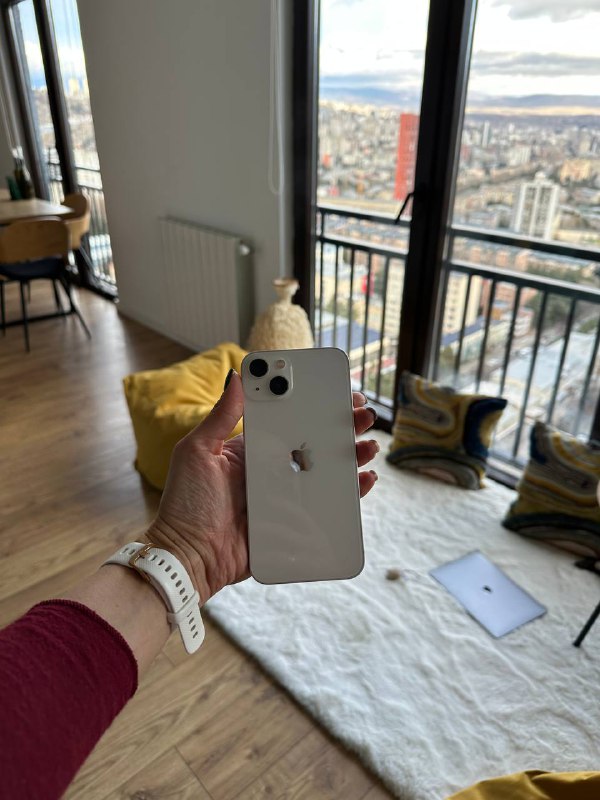 iPhone 13 в идеальном состоянии 2