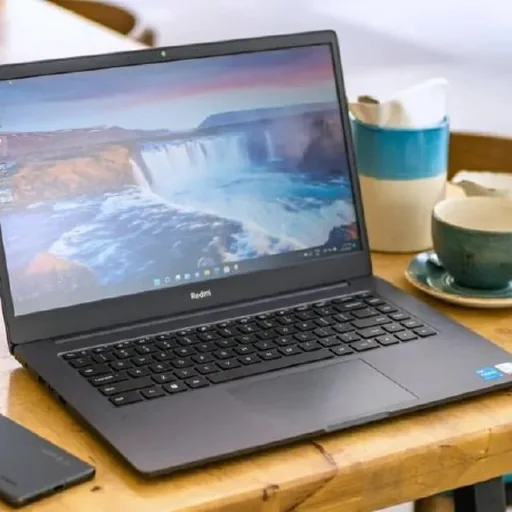 Ноутбук Redmi XMA2101-BN на i3 8GB RAM