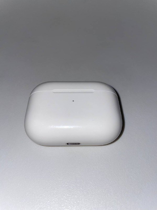 Apple AirPods Pro (2-го поколения)