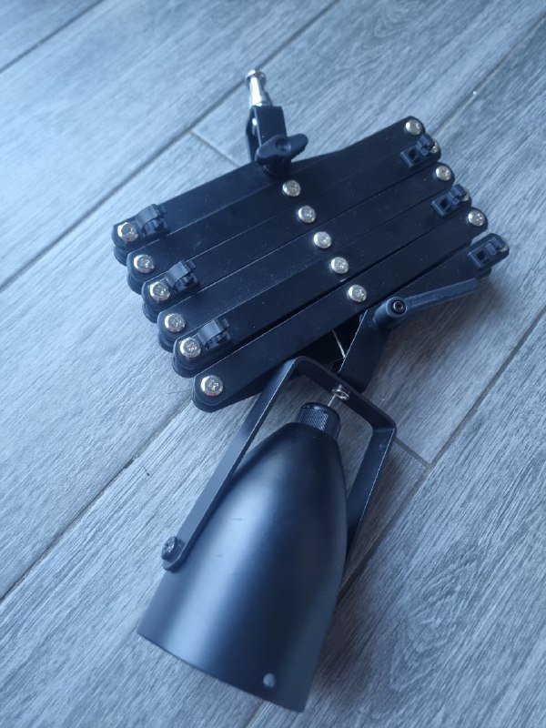 Крепление для студийного света