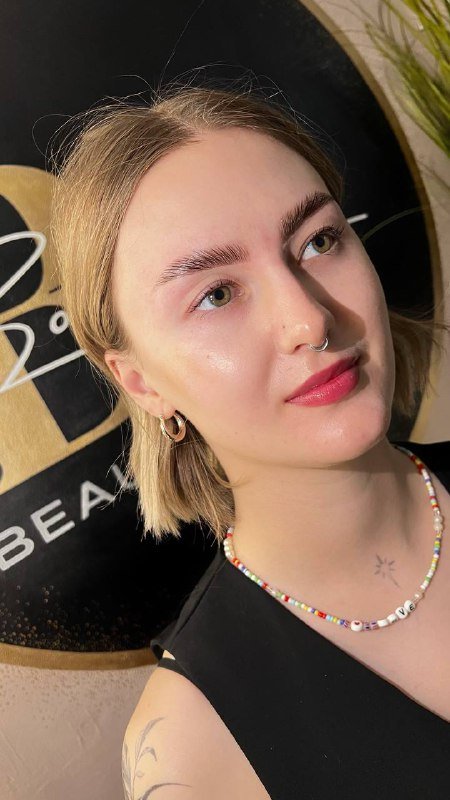 Коррекция и окрашивание бровей, ресниц, ламинирование