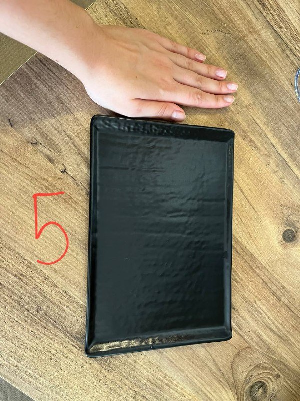 Тарелки керамические, стеклянный контейнер, бутылка, кружки, кофейник, фильтр 6