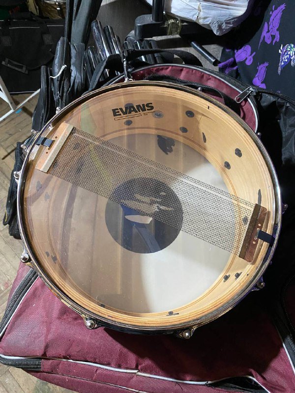 Тарелка Sabian Ride, малый барабан Pearl, педаль для бочки 4