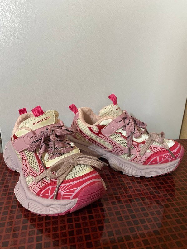 Обувь на девочку кроссовки, кеды, сандали, тапочки 3