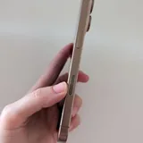 iPhone 16 Pro 256 GB 2