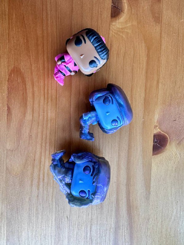 Фигурки stranger things kinder joy Эрика, Робин, Эдди