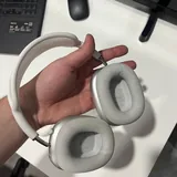 AirPods Max первого поколения 1