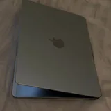 MacBook Air 13.6 M4 (2025) Starlight 3
