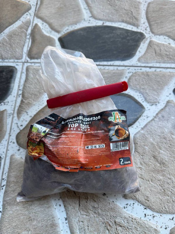 Кашпо и горшки разных размеров и материалов 7