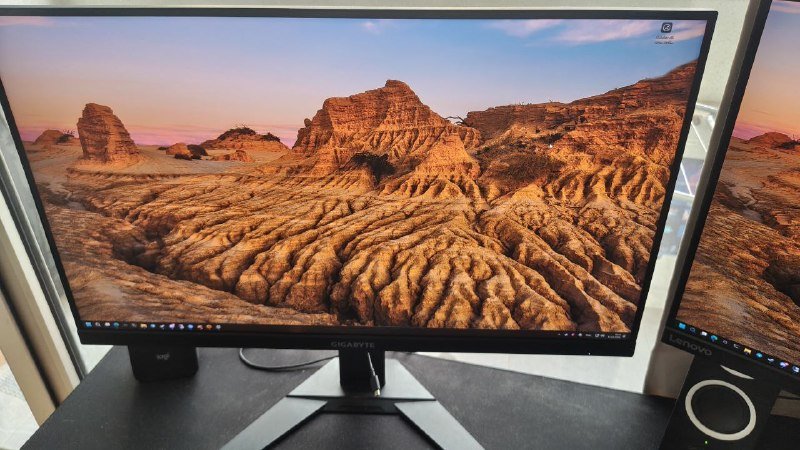 Телевизор Hisense A7 43" 4K, Монитор Gigabyte M28U 28" 4K, Монитор Lenovo L28u-35 28" 4K 3