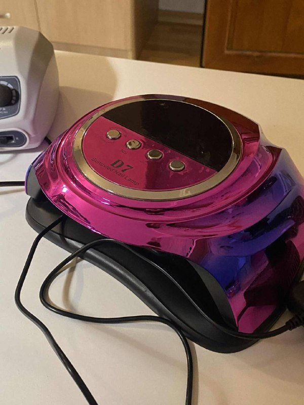 Набор для ногтей с лаковыми покрытиями и инструментами 10