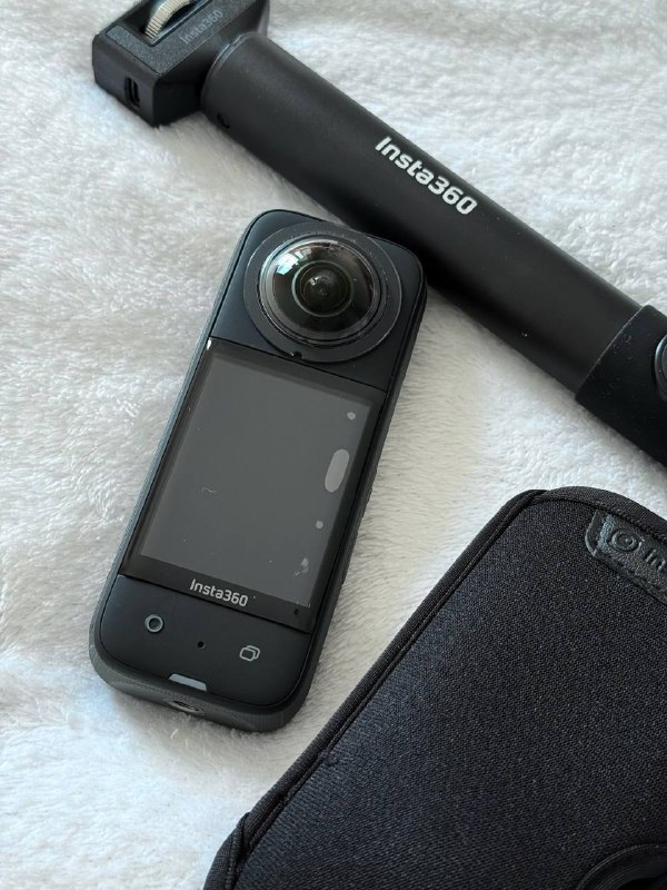 Insta360 X3 камера с аксессуарами 4