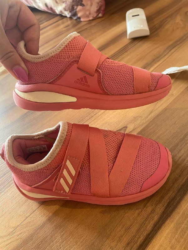 Кроссовки adidas 27 размер, Zara 28 размер