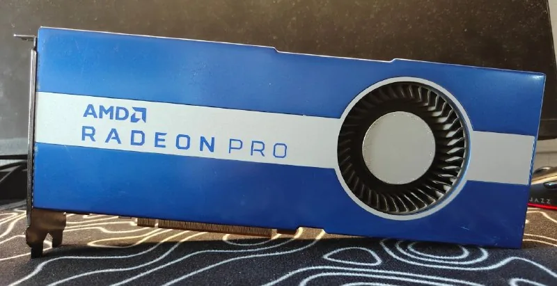 Видеокарта AMD Radeon Pro W5700 8 ГБ 1