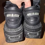 New Rock M-TANK106-C2, Demonia STOMP-08 2