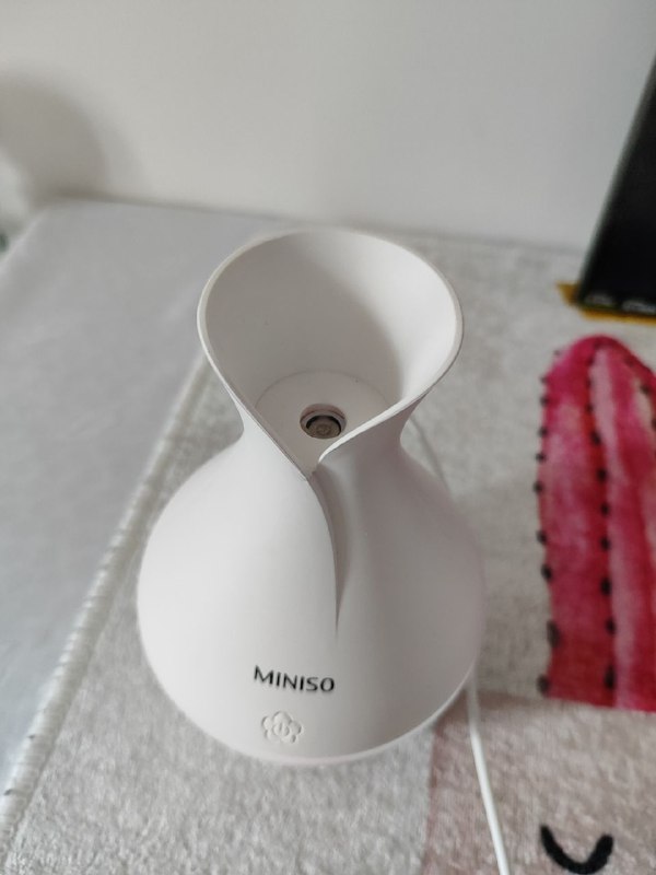 Увлажнитель воздуха с подсветкой MINISO 4