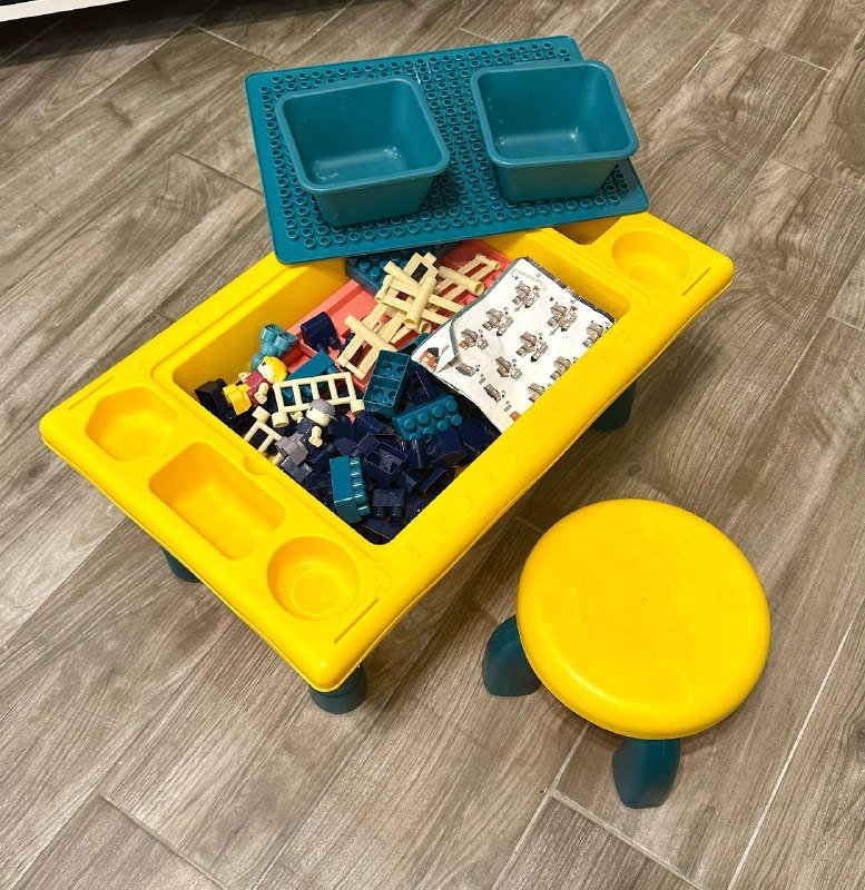 Детский мультифункциональный столик со стульчиком 3