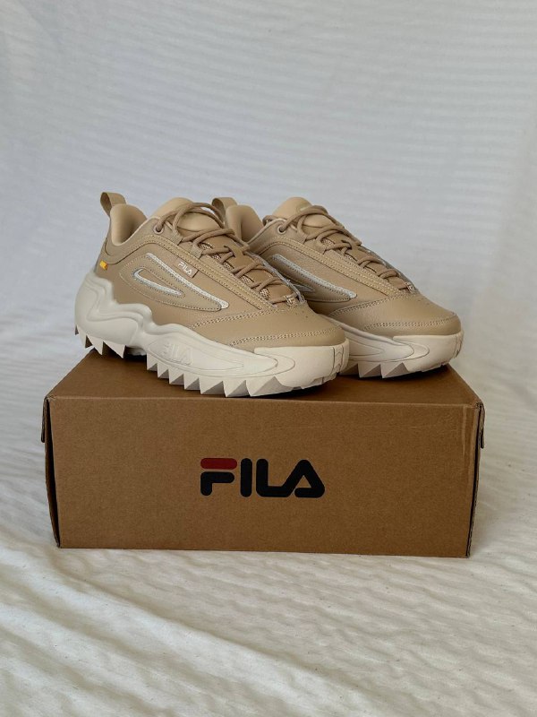 Женские кроссовки Fila Disraptor 2 Sueda Fiesta, Twister