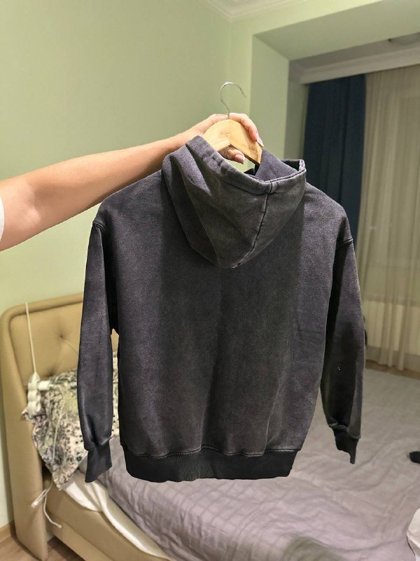 Худи ZARA на мальчика 9-10 лет 2