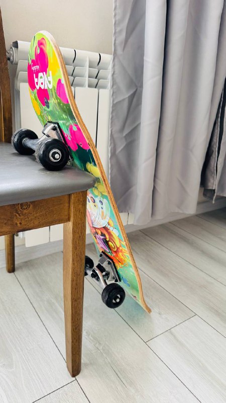 Скейтборд почти новый 3