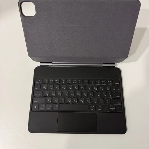 Клавиатура для iPad Pro M4 11
