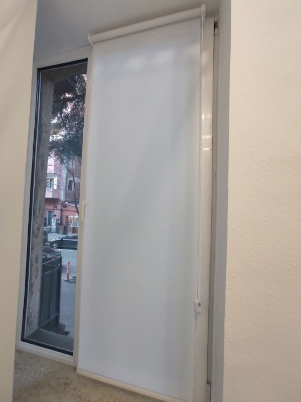 Рулонные шторы 507 мм, 2 метра, 25 лари; 665 мм, 2 метра, 30 лари 3