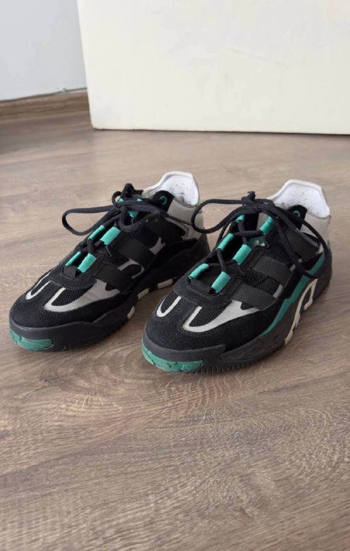 Кроссовки Adidas 41 размер