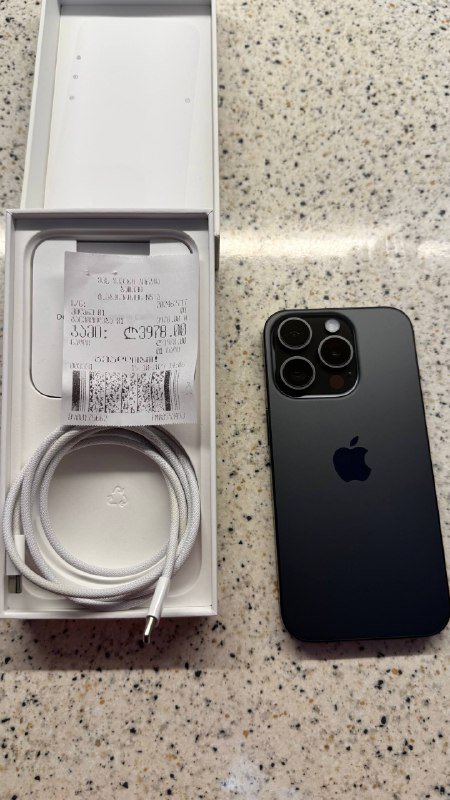 iPhone 15 Pro Black Titanium 128GB 8