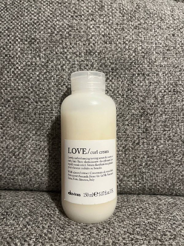 Минсо щетка для лица, Крем Avenue, Кремы Ziala, Спрей Yves Rocher, Davines Love Curl 6