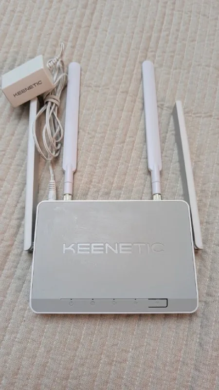 4G роутер Keenetic KN-2212 с поддержкой SIM-карты 1
