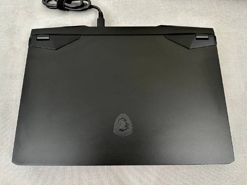 Ноутбук msi Vector GP76HX 12UHS